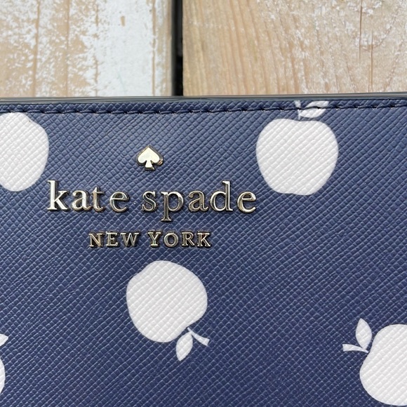 Kate Spade New York Wallet in Orchard Toss NWT - Picture 2 of 7